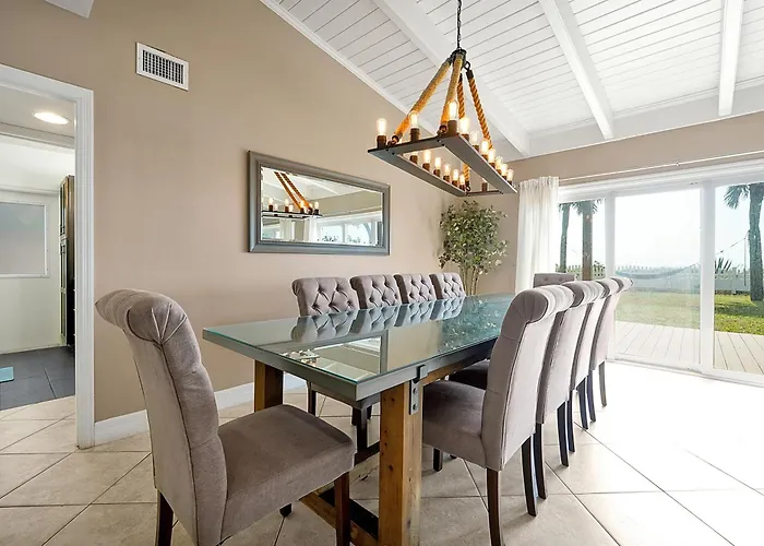 Direct Beachfront Villa With Private Mini-Golf, Fire & Spacex Launch Views